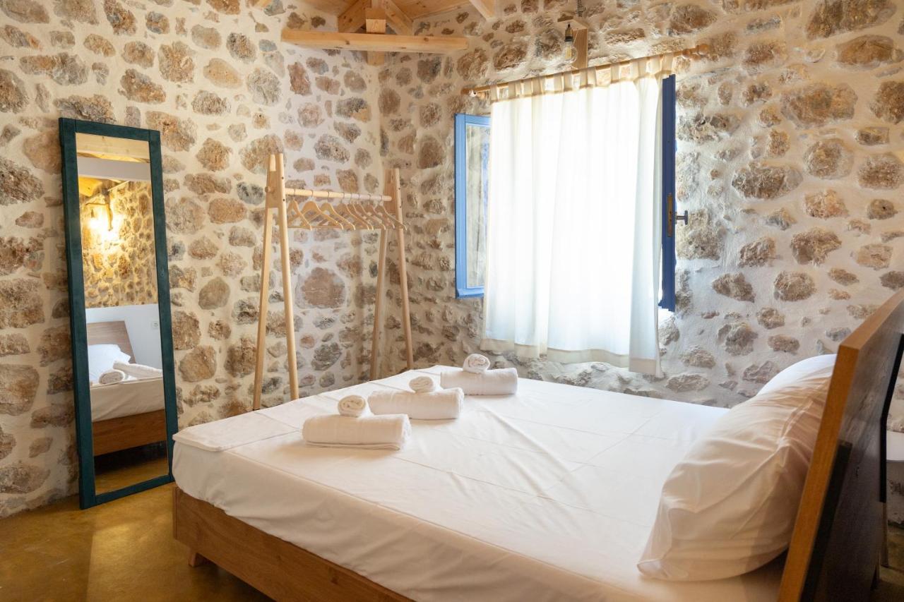 Rocksecret Edge Apartment Kalamata Luaran gambar