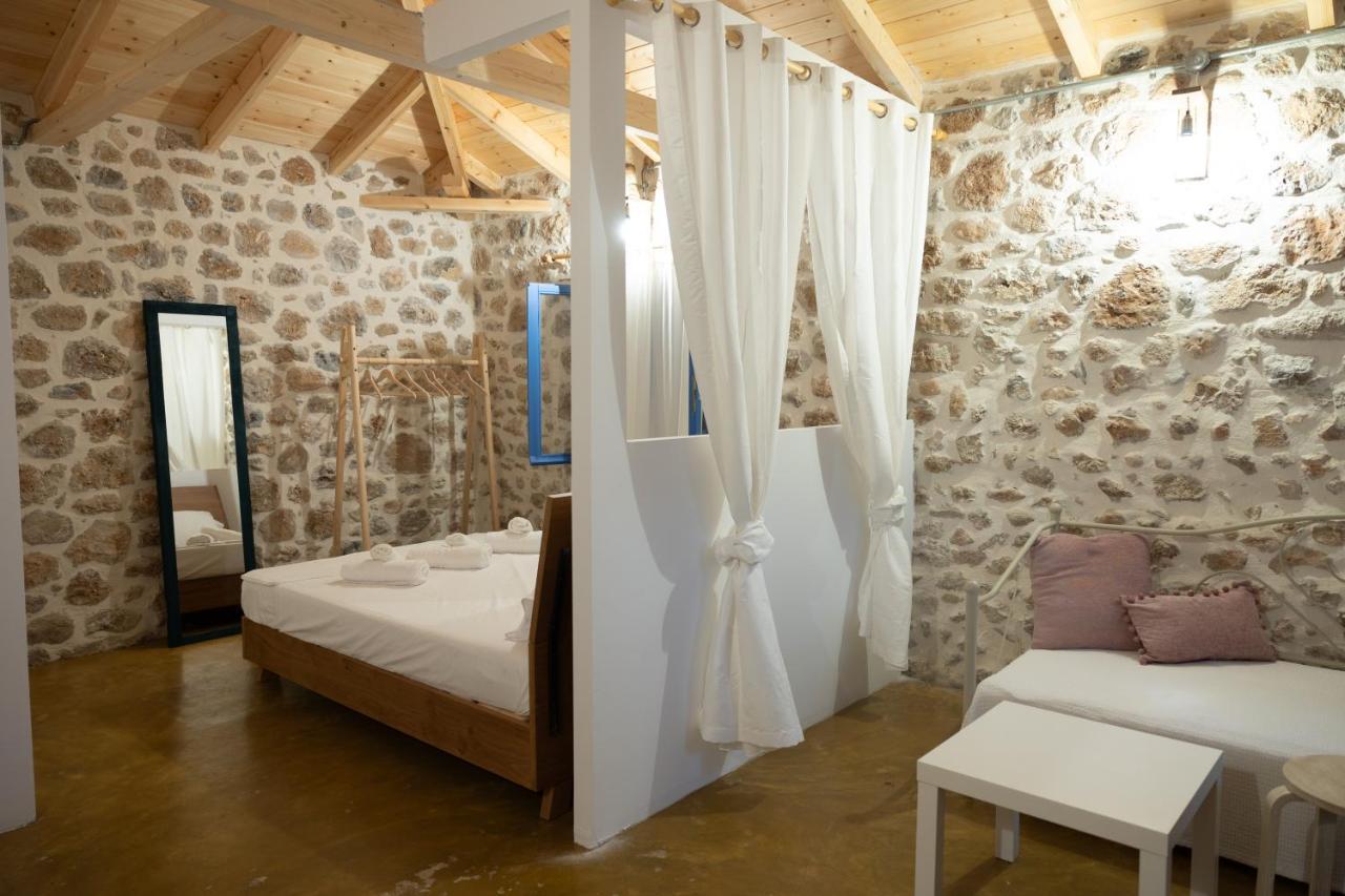 Rocksecret Edge Apartment Kalamata Luaran gambar