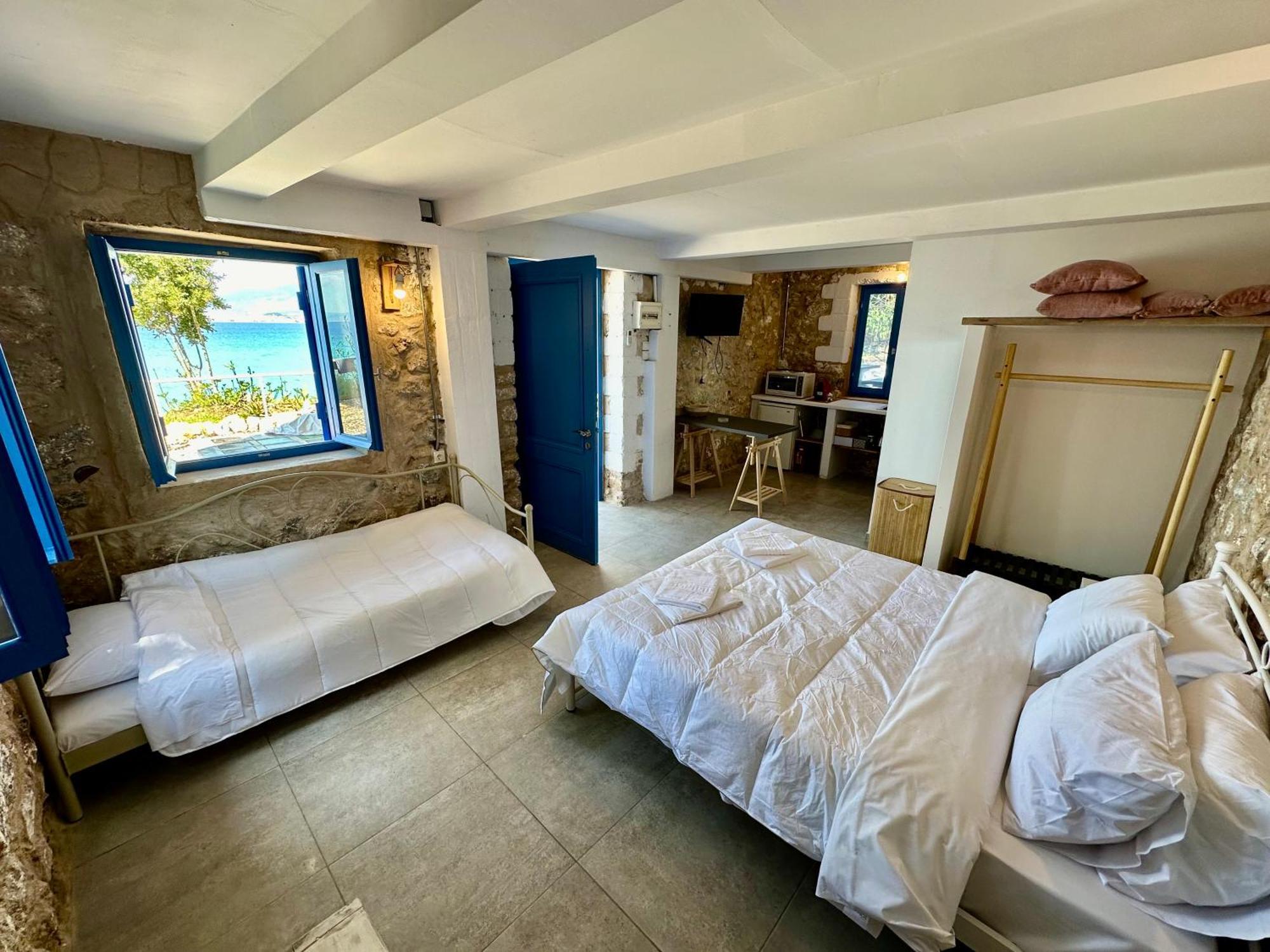 Rocksecret Edge Apartment Kalamata Luaran gambar