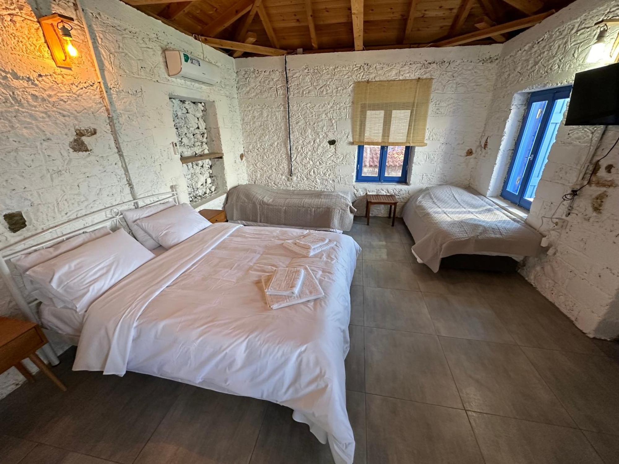 Rocksecret Edge Apartment Kalamata Luaran gambar