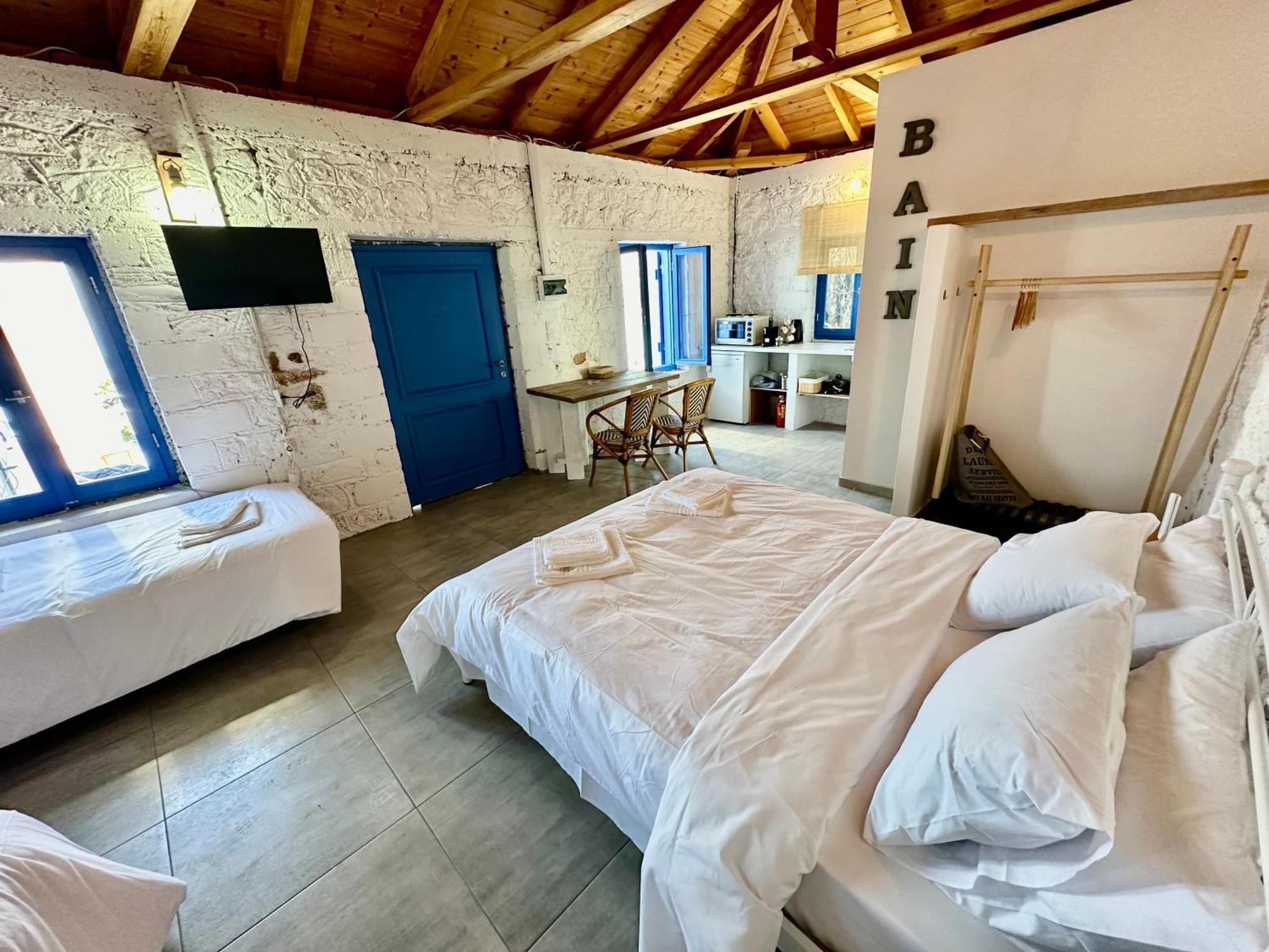 Rocksecret Edge Apartment Kalamata Luaran gambar