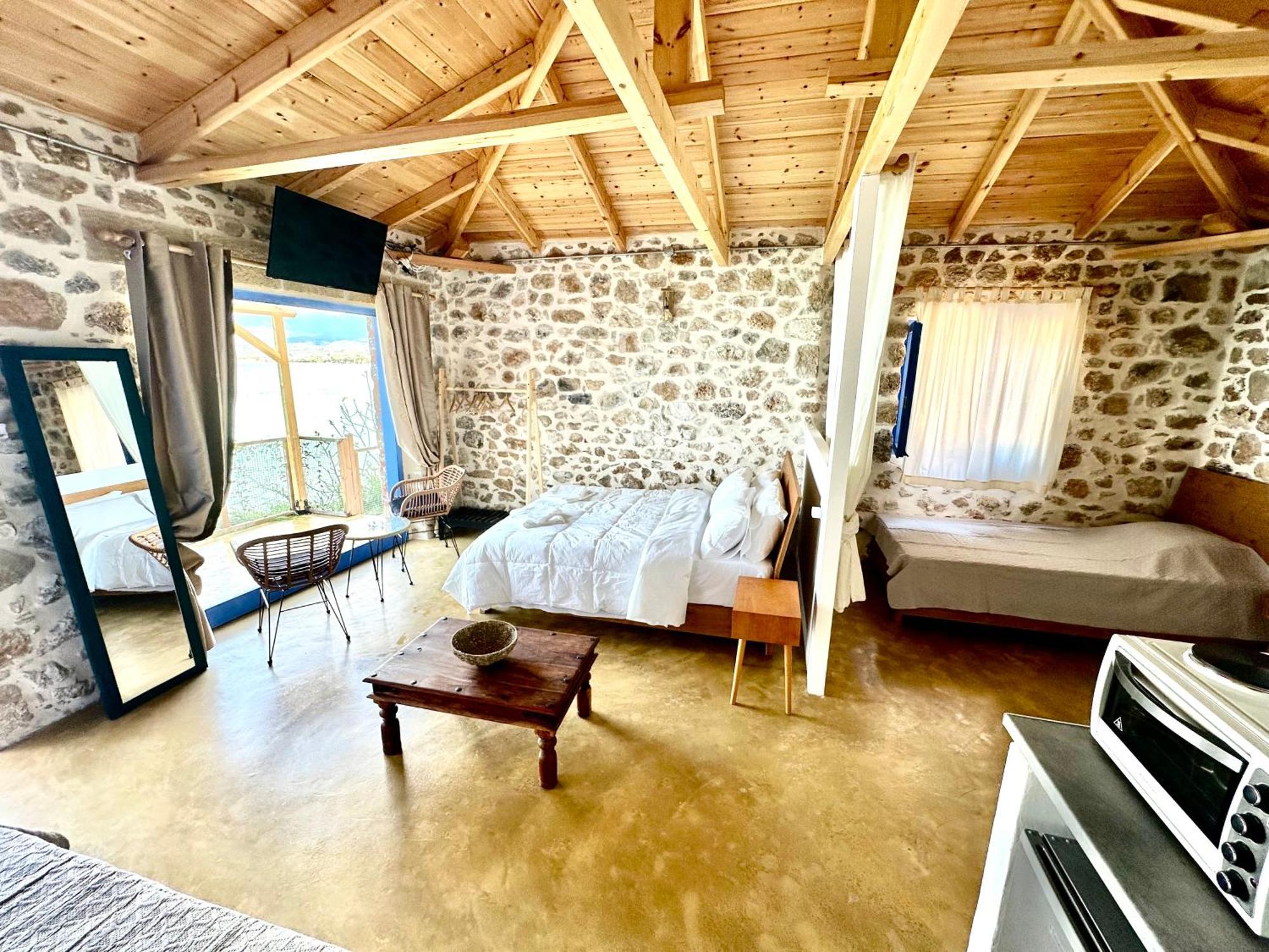 Rocksecret Edge Apartment Kalamata Luaran gambar