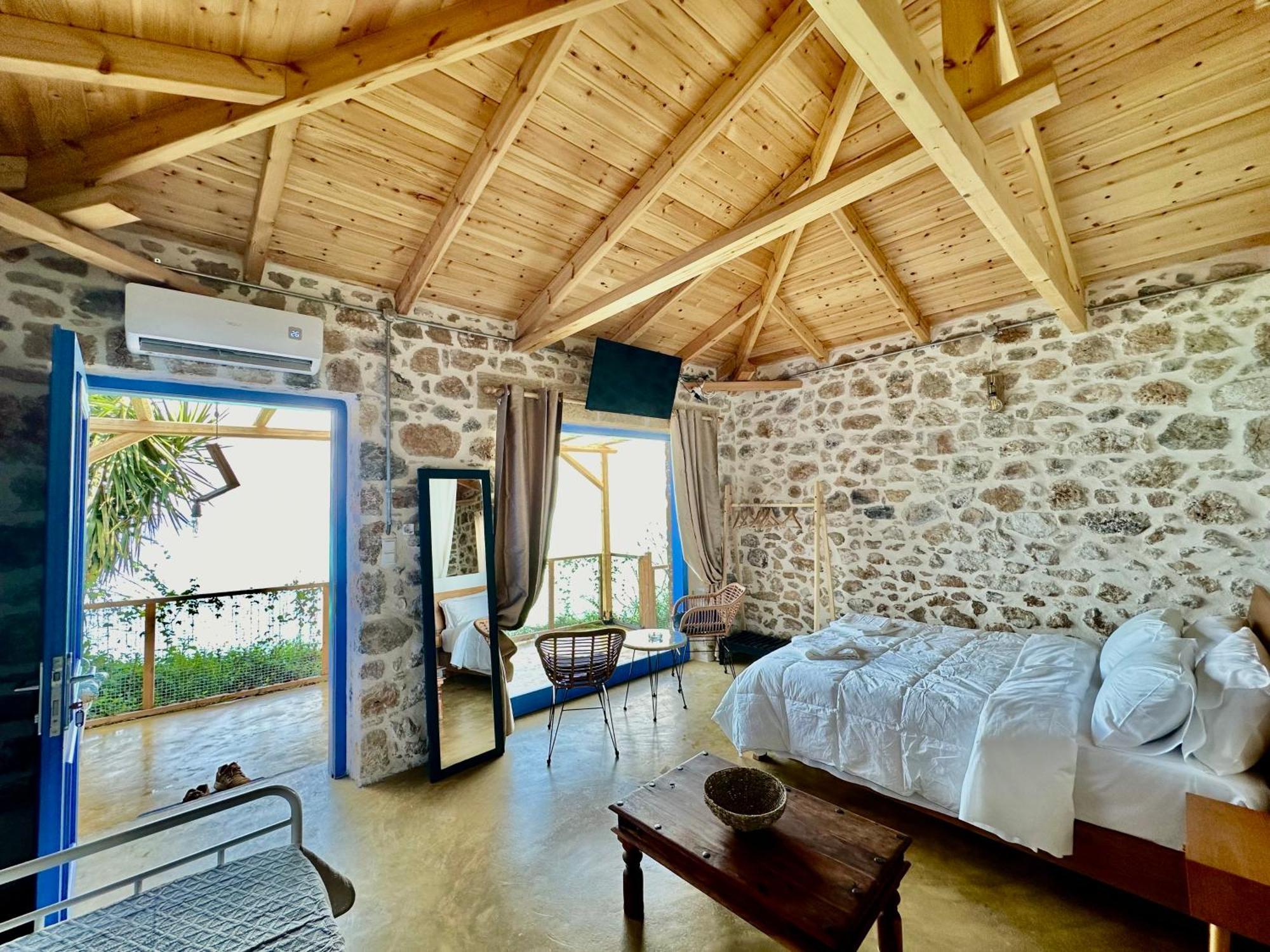 Rocksecret Edge Apartment Kalamata Luaran gambar