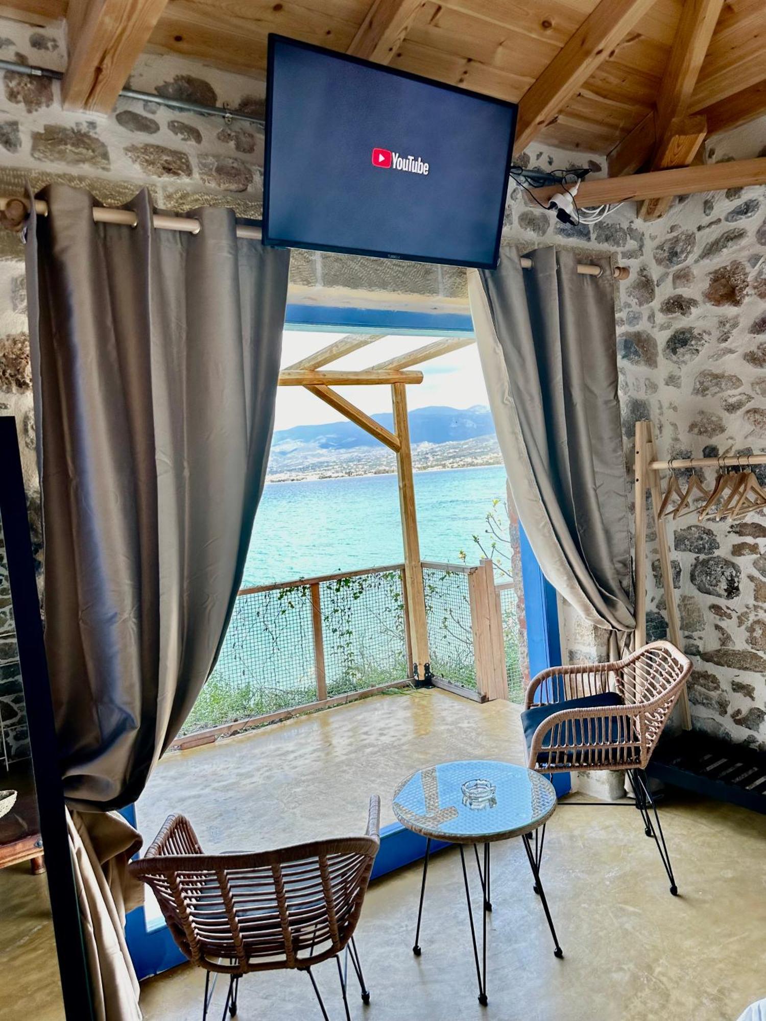 Rocksecret Edge Apartment Kalamata Luaran gambar