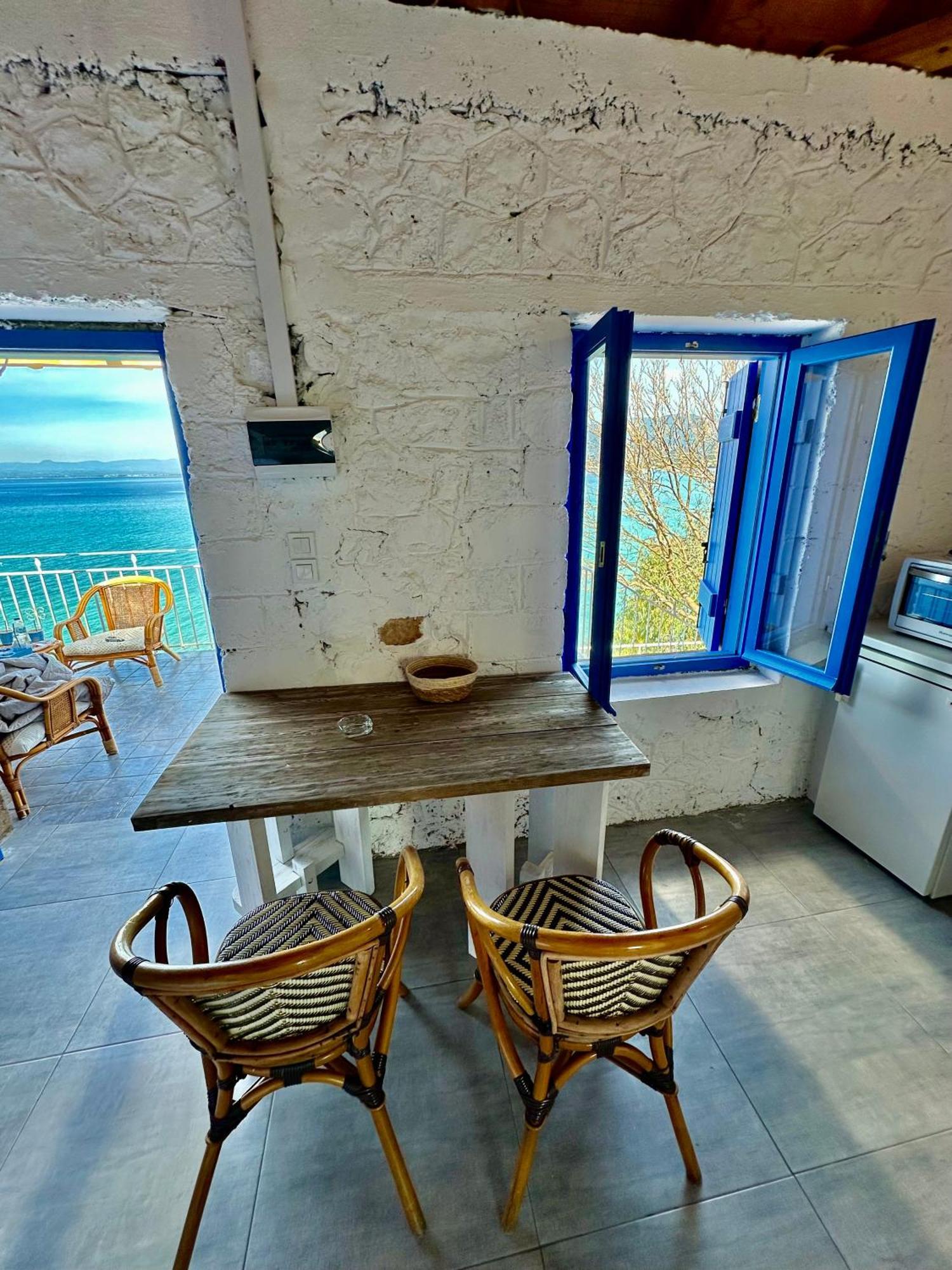 Rocksecret Edge Apartment Kalamata Luaran gambar