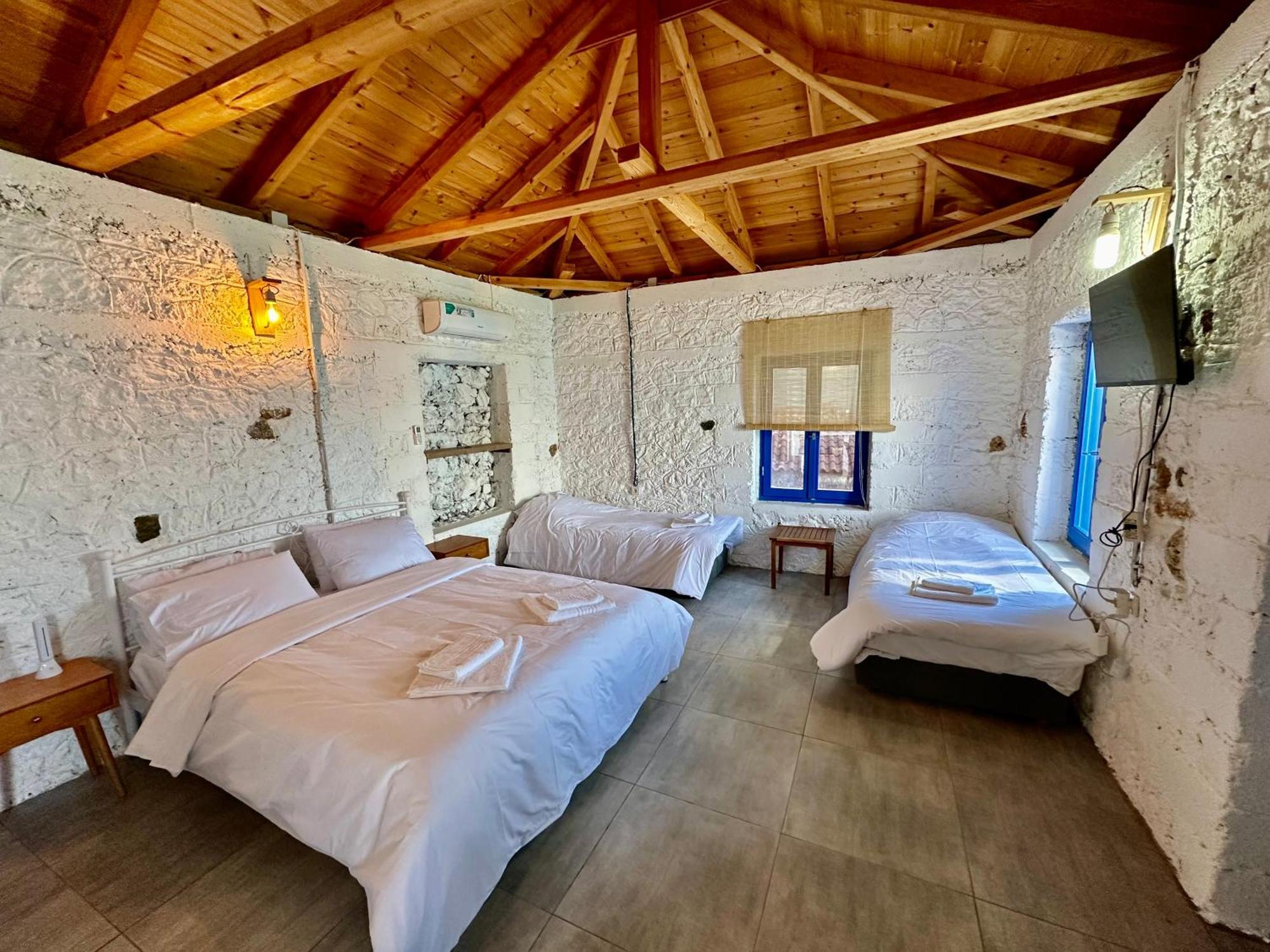 Rocksecret Edge Apartment Kalamata Luaran gambar