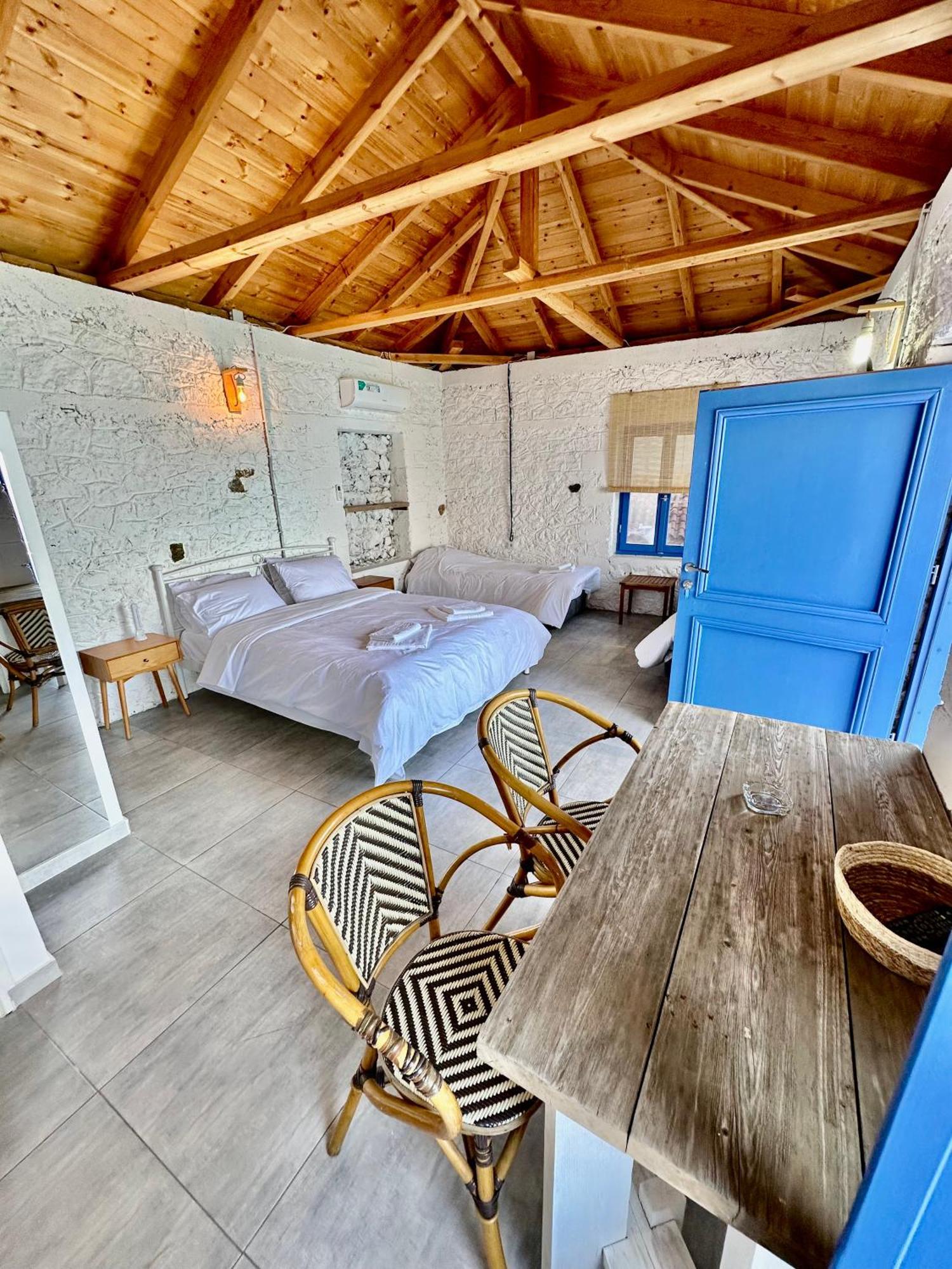 Rocksecret Edge Apartment Kalamata Luaran gambar