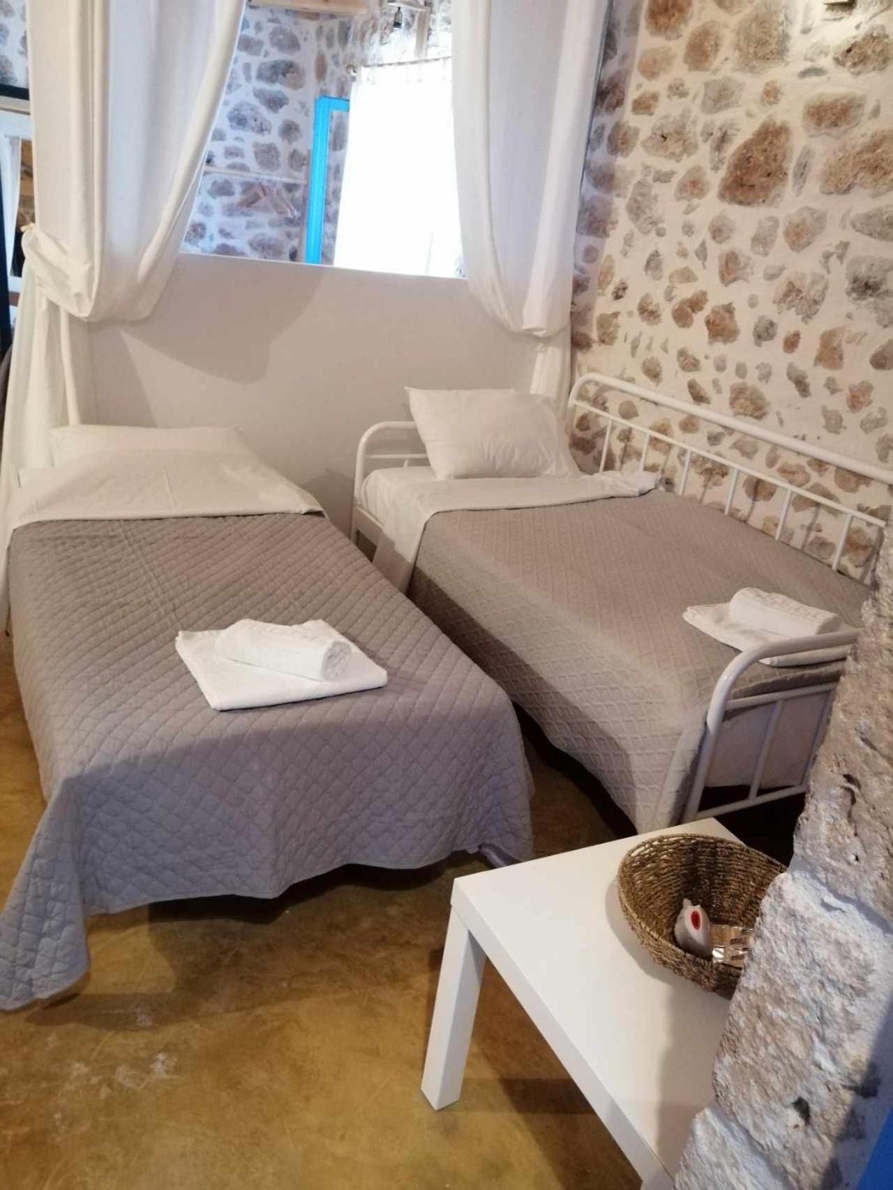 Rocksecret Edge Apartment Kalamata Luaran gambar