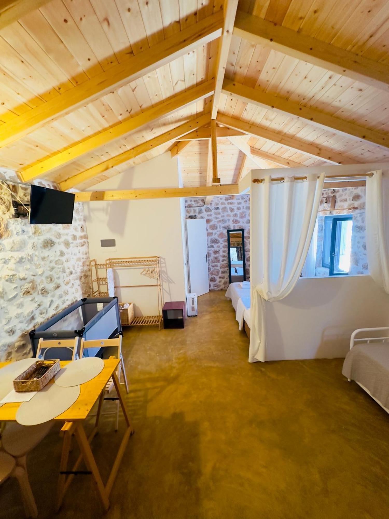 Rocksecret Edge Apartment Kalamata Luaran gambar