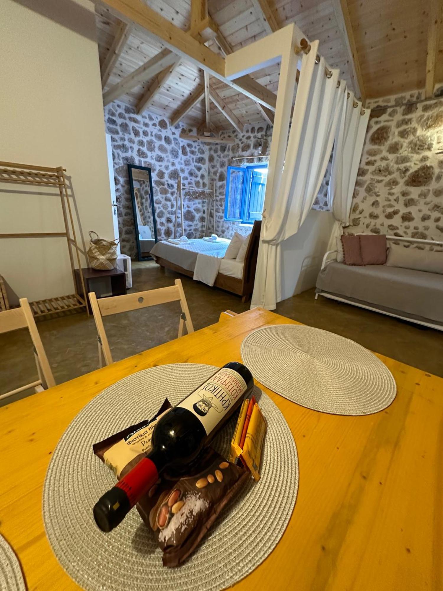 Rocksecret Edge Apartment Kalamata Luaran gambar